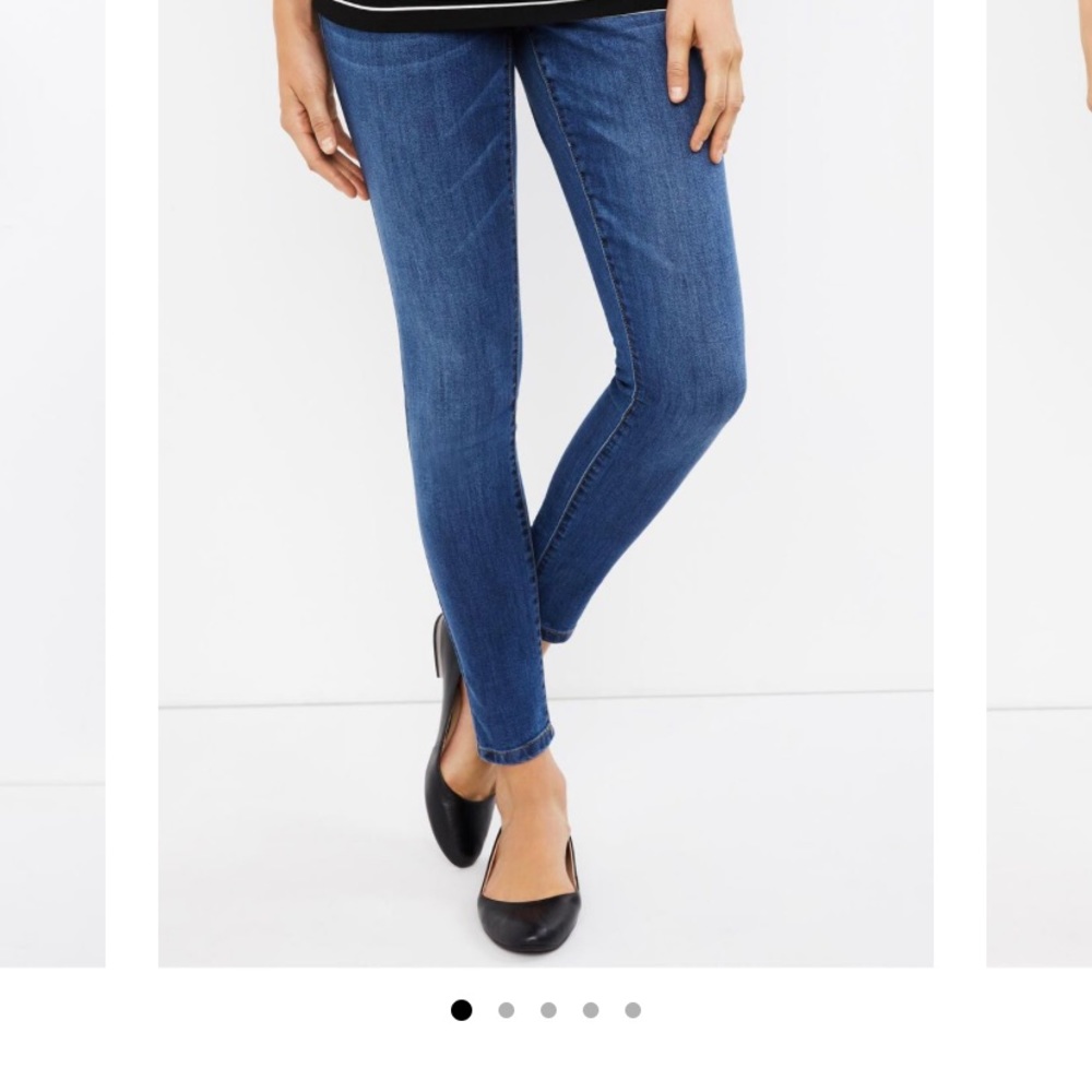 Jessica Simpson maternity skinny jeans